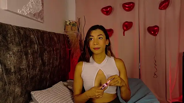 Snapshot of MelanyStone_ chatting on February 14, 12:05 pm MelanyStone online show from February 14, 12:05 pm