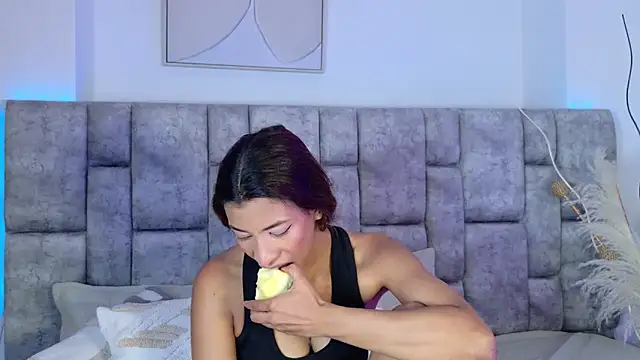 MelanyStone  online show from March 21, 3:27 pm