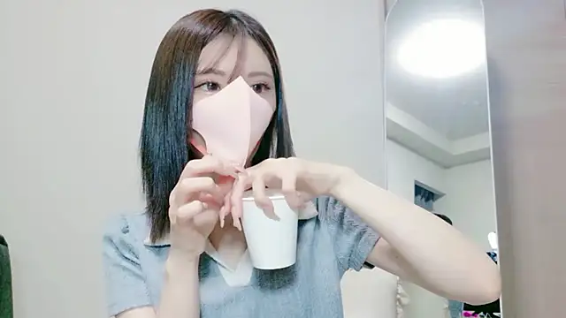 americhan  online show from April 20, 1:35 pm