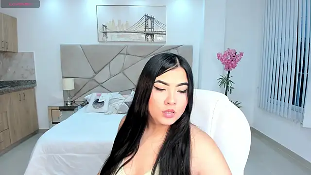 calyptra lux online show from February 26, 7:25 pm