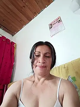 Layla Zaid online show from March 10, 2:10 pm