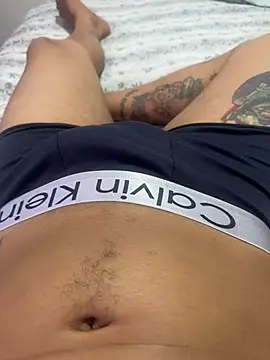 Snapshot of fabioveirolia chatting on February 16, 5:33 pm fabioveirolia online show from February 16, 5:33 pm