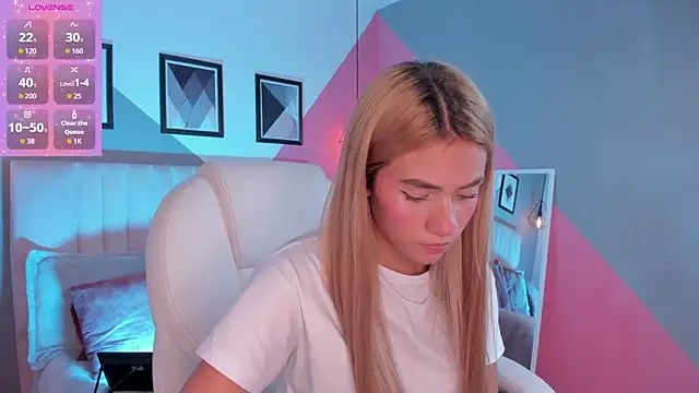 Chris Velvett online show from March 31, 8:44 pm