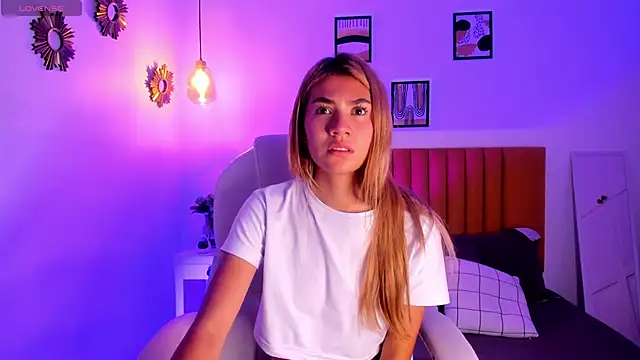 Chris Velvett online show from April 16, 4:52 pm