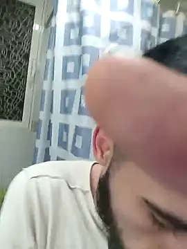 Snapshot of activazo1628 chatting on March 15, 7:54 pm activazo1628 online show from March 15, 7:54 pm