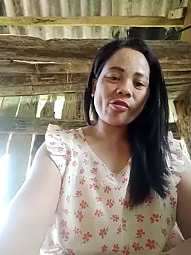 molly-xx online show from April 11, 5:26 am