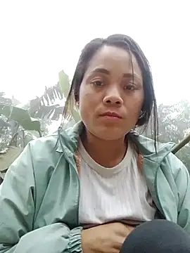 Snapshot of molly-xx chatting on February 23, 10:49 am molly-xx online show from February 23, 10:49 am