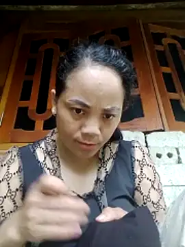 Snapshot of molly-xx chatting on June 29, 9:27 am molly-xx online show from June 29, 9:27 am
