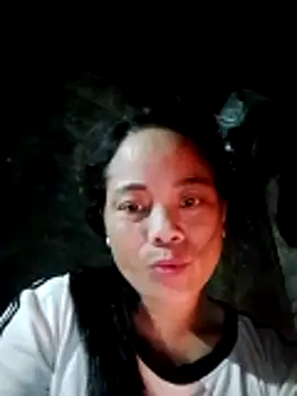 molly-xx online show from April 24, 12:18 pm