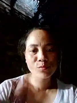 molly-xx online show from April 28, 5:34 am