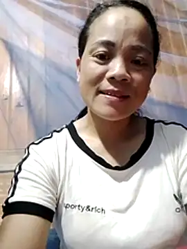 Snapshot of molly-xx chatting on July 1, 7:36 pm molly-xx online show from July 1, 7:36 pm