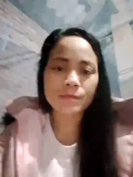 Snapshot of molly-xx chatting on February 13, 1:11 pm molly-xx online show from February 13, 1:11 pm