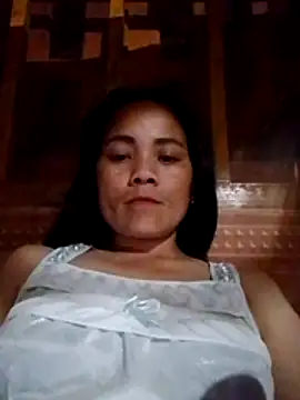 molly-xx online show from April 7, 1:35 pm