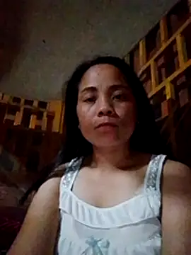 molly-xx online show from April 9, 1:50 pm