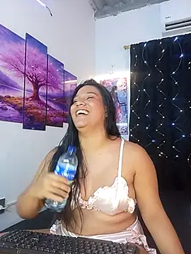 ZoeParcker online show from April 1, 9:23 pm