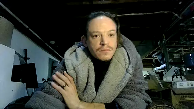 ShadowLove85 online show from February 12, 5:23 pm