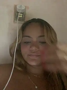 ayla0881 online show from February 21, 6:54 pm