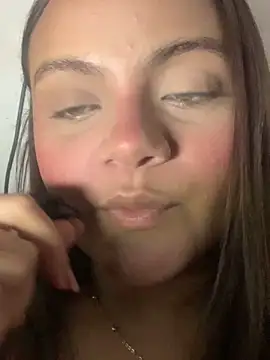 ayla0881 online show from April 13, 9:52 pm