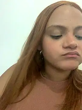 ayla0881 online show from March 26, 8:18 pm