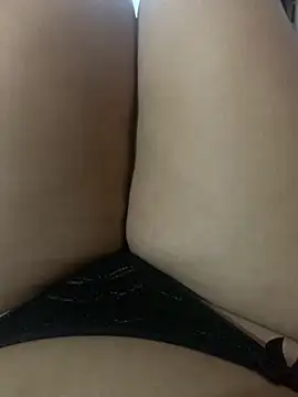 ayla0881 online show from February 13, 8:25 am