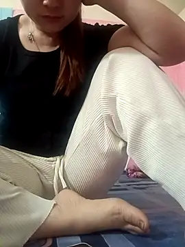 Snapshot of Miu1_girl19 chatting on March 2, 1:28 am Miu1 girl19 online show from March 2, 1:28 am