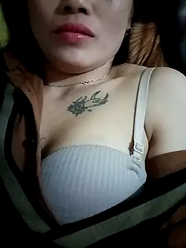 luna-rosax online show from February 26, 4:56 am