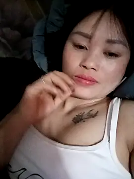 luna-rosax online show from February 23, 11:05 pm