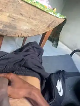 longuebitenoire971 online show from February 23, 2:06 pm