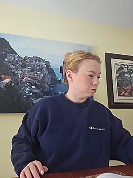 Snapshot of ShySweetheart chatting on February 19, 5:21 pm ShySweetheart online show from February 19, 5:21 pm