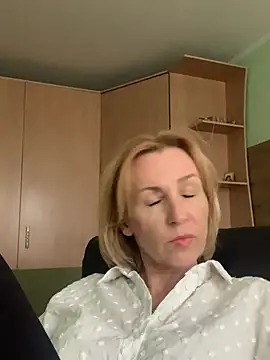 VeltaMur975 online show from February 14, 1:11 pm