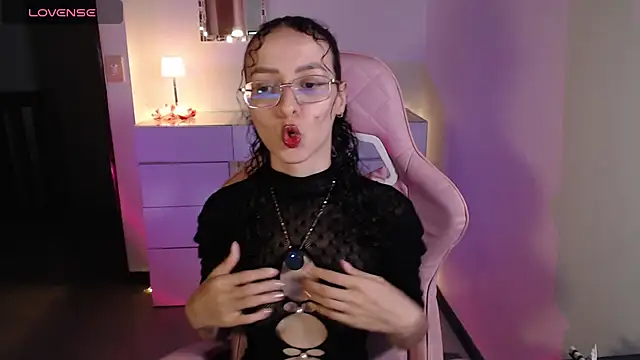 Alexia--27 online show from February 27, 3:07 am