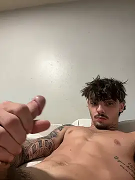 benriskey12 online show from July 7, 4:26 am