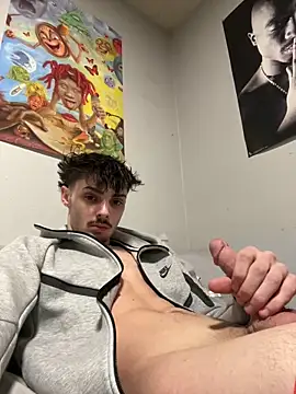 benriskey12 online show from February 12, 8:03 am