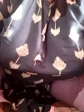 bigassnirali0049 online show from February 16, 7:51 am