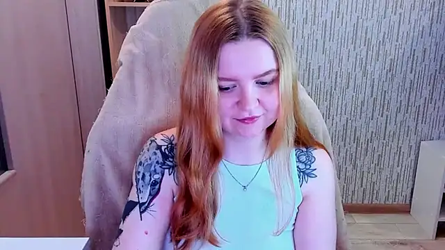 AnitaXVine online show from May 27, 7:32 pm