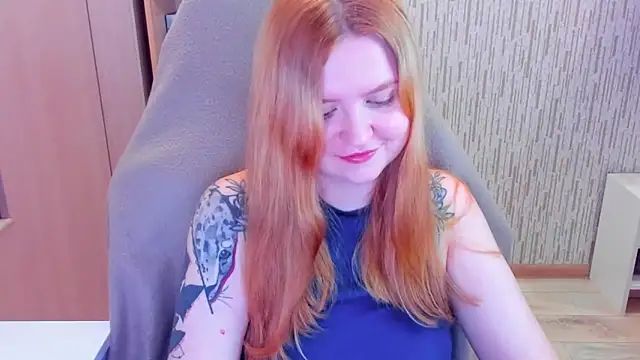 AnitaXVine online show from May 3, 7:39 pm