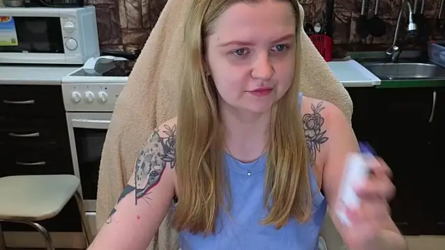 AnitaXVine online show from June 23, 7:56 pm