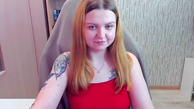 AnitaXVine online show from March 29, 6:31 pm