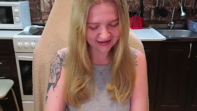 AnitaXVine online show from June 25, 7:41 pm