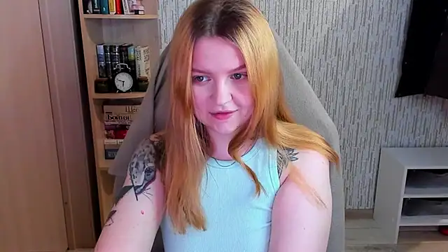 AnitaXVine online show from February 11, 5:46 pm