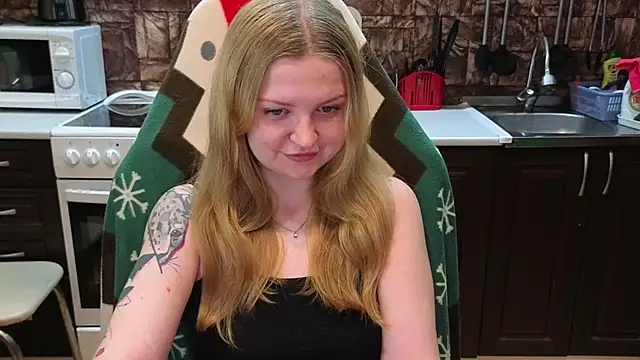 AnitaXVine online show from July 4, 9:52 pm