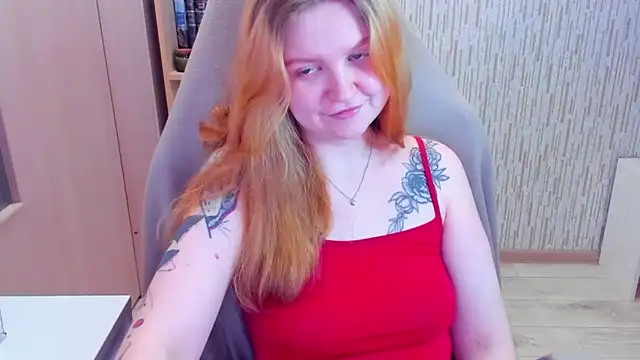 AnitaXVine online show from April 10, 7:32 pm