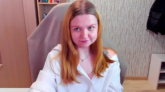 AnitaXVine online show from March 14, 12:33 pm