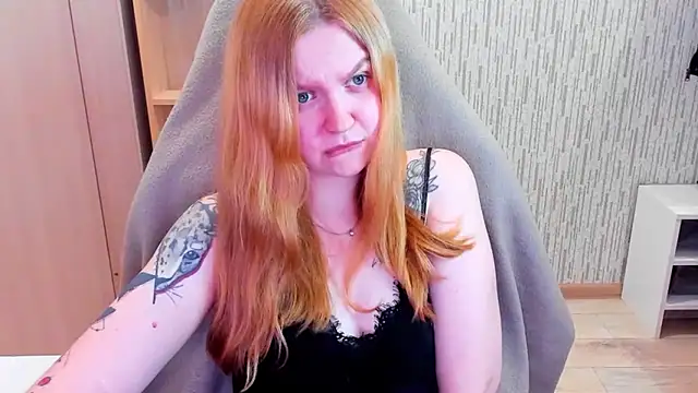 AnitaXVine online show from May 17, 7:58 pm