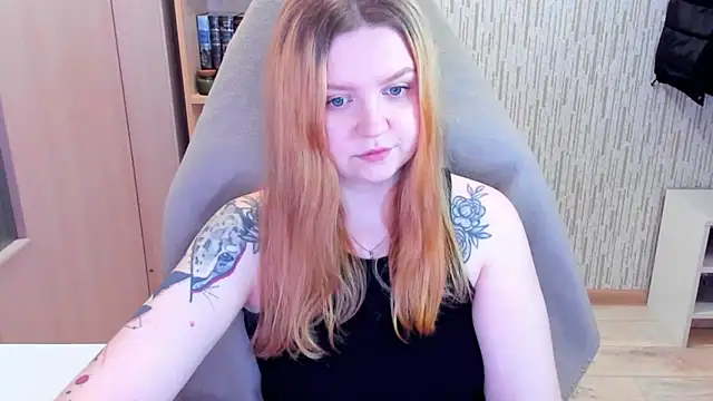 AnitaXVine online show from March 11, 12:21 pm