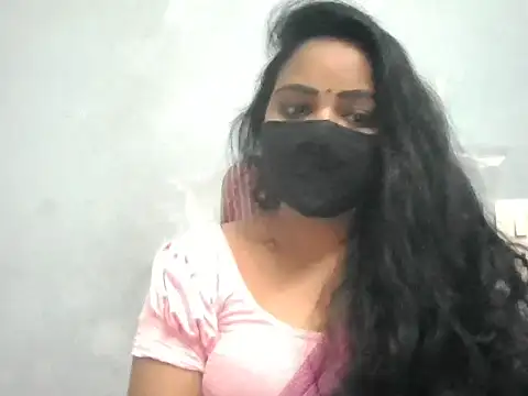Snapshot of Rathi-priyaa chatting on June 5, 5:23 am Rathi-priyaa online show from June 5, 5:23 am