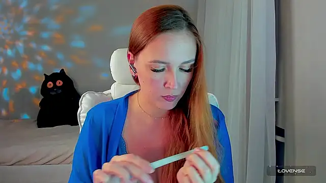 she wolf online show from April 20, 2:18 pm