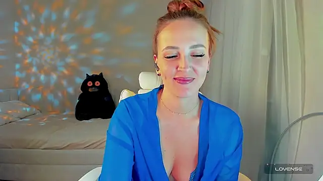 she wolf online show from April 16, 1:56 pm