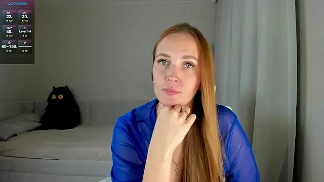 Snapshot of she_wolf chatting on June 15, 2:39 pm she wolf online show from June 15, 2:39 pm