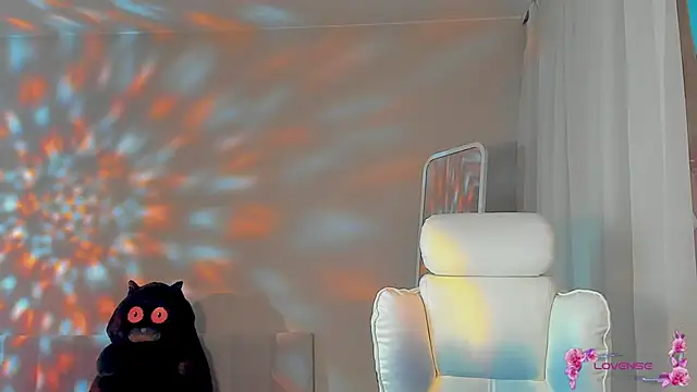 she wolf online show from March 26, 12:36 pm